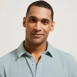 Jules Chemise en gaze de coton unie col boutonné- Chemise