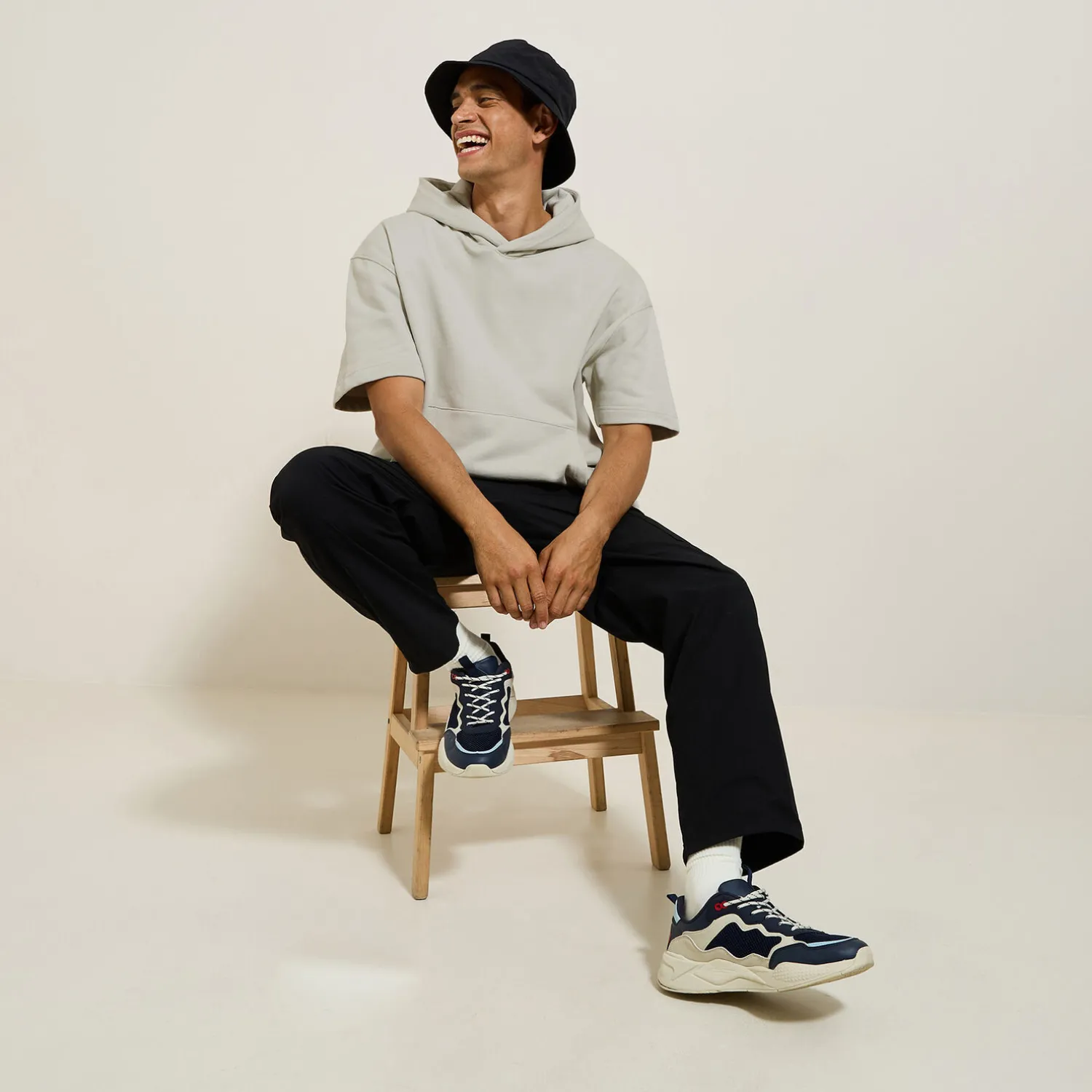 Jules Sweat à capuche manches courtes uni- Sweat