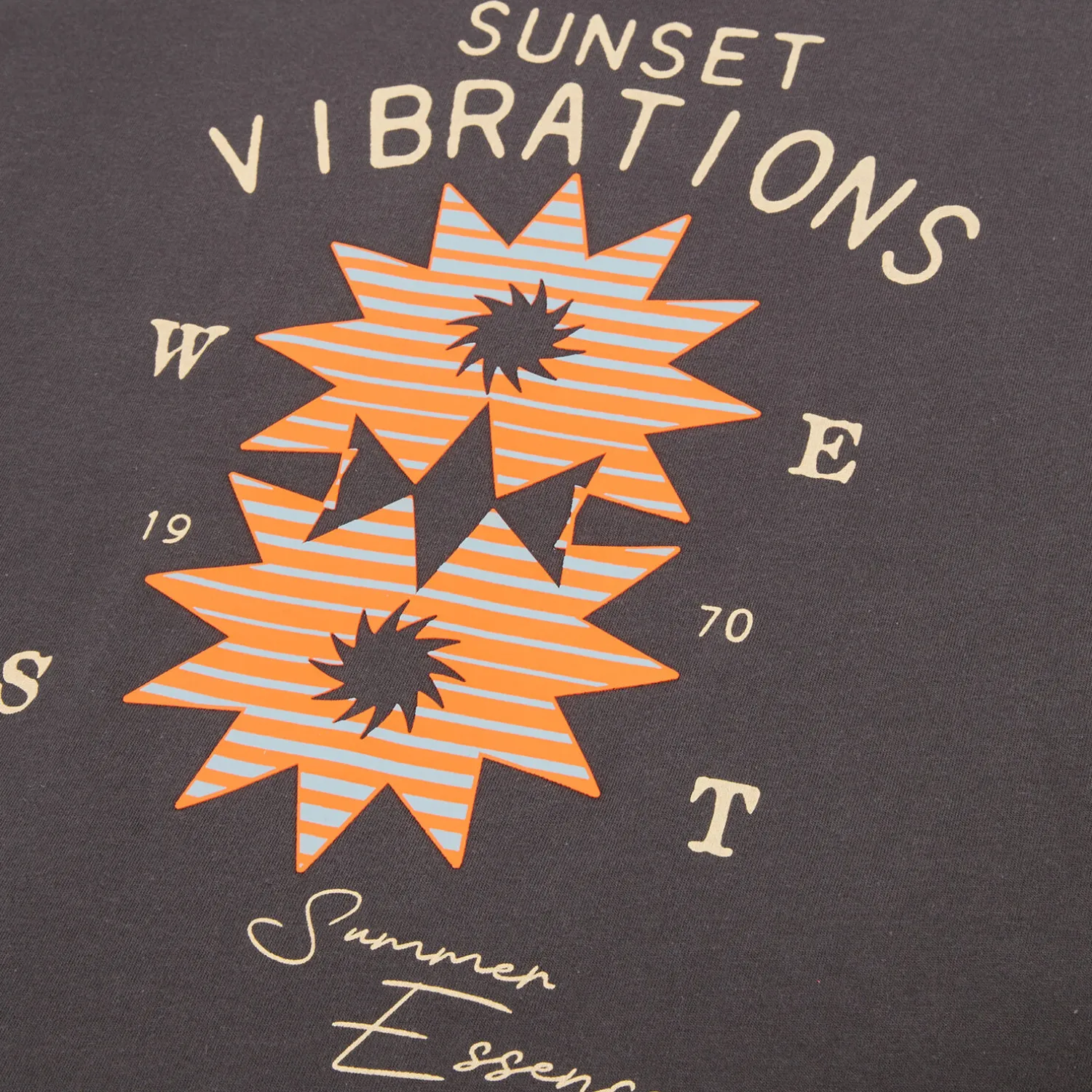 Jules Tee shirt col rond imprimé placé devant- T-shirt