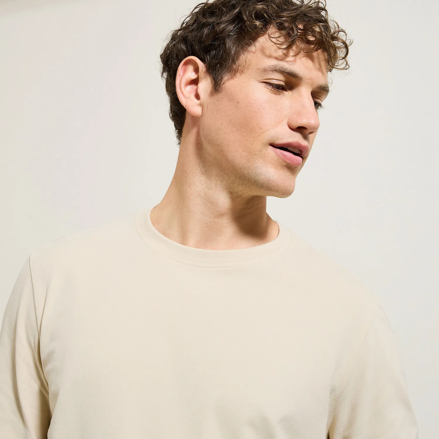 Jules Tee shirt matière douce col rond- T-shirt