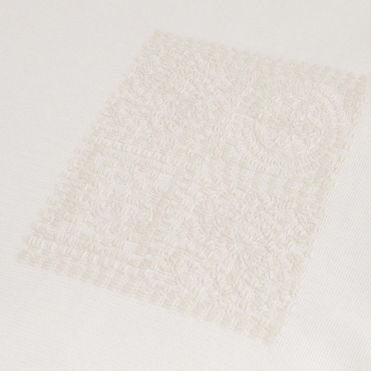 Jules Tee shirt matière reliéfée détail macramé- T-shirt