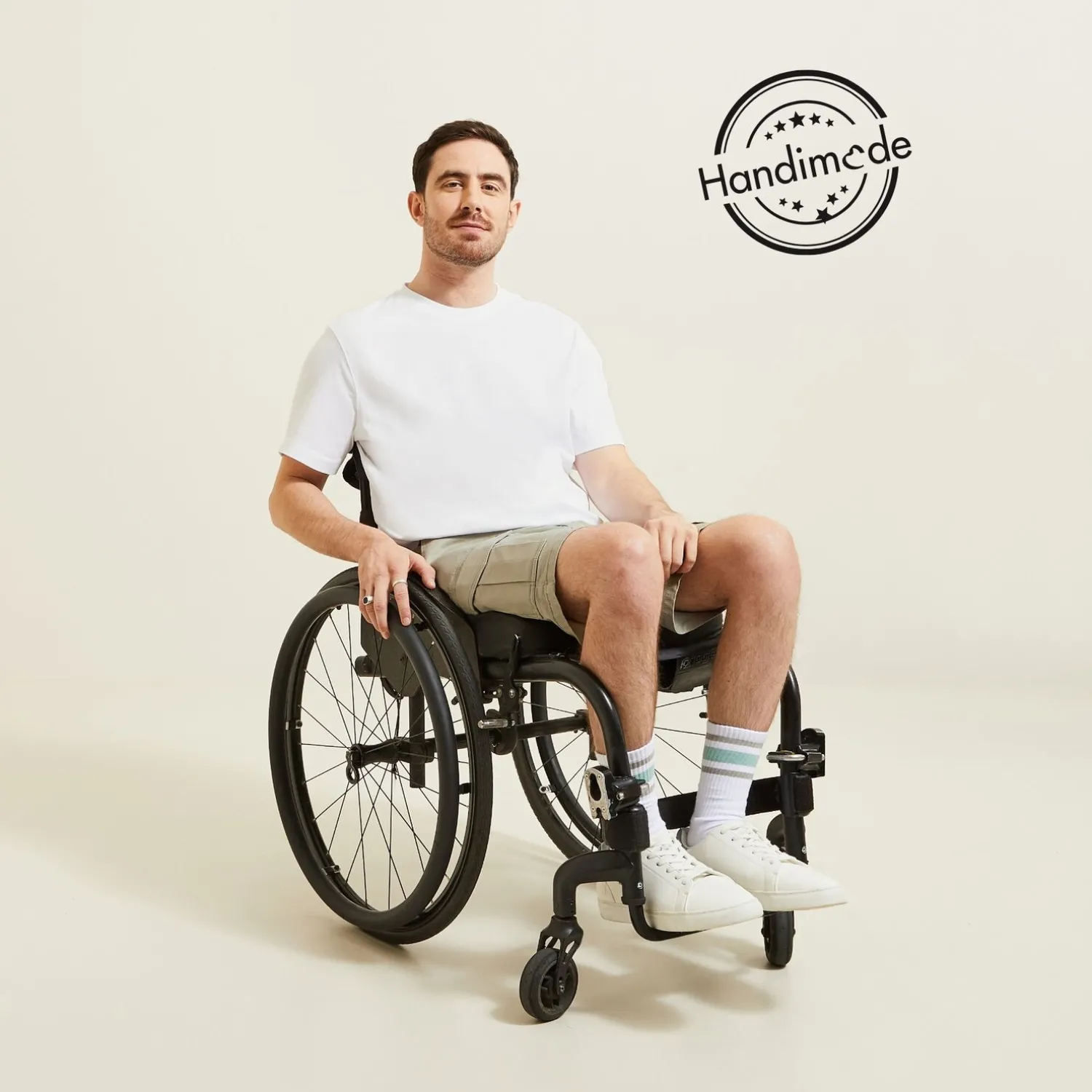 Jules Tee shirt pour personne à mobilité réduite- T-shirt